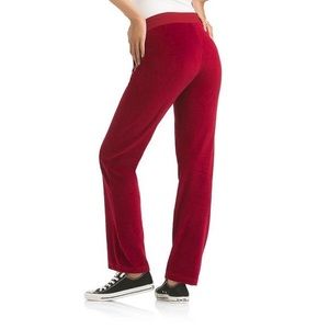 ❤️🎉 Kardashian Kollection Red Velour Pants 🎉❤️